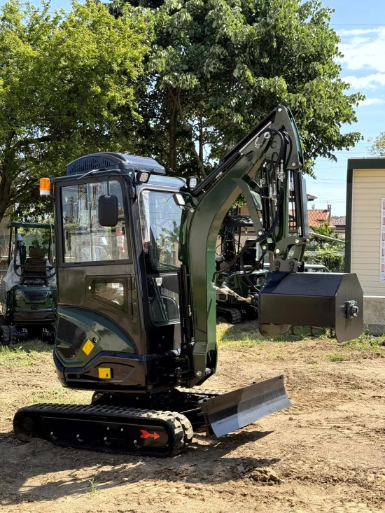 Excavators Mini Excavator Müller Е2.5 Pro Cabin