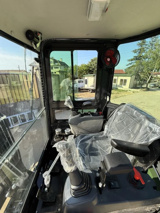 Excavators Mini Excavator Müller Е1.7 Cabin