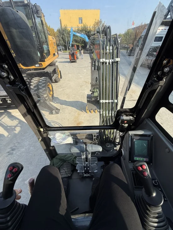 Excavators Mini Excavator Müller Е3.5 Pro